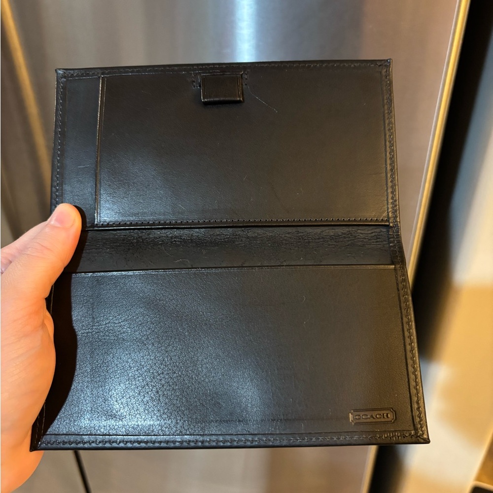 New Coach Vintage Black Leather Checkbook Holder!!! - Picture 3 of 4